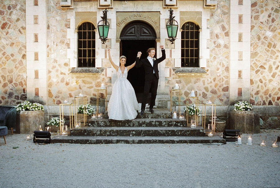 wedding Chateau la Napoule Once upon a time ‘s door