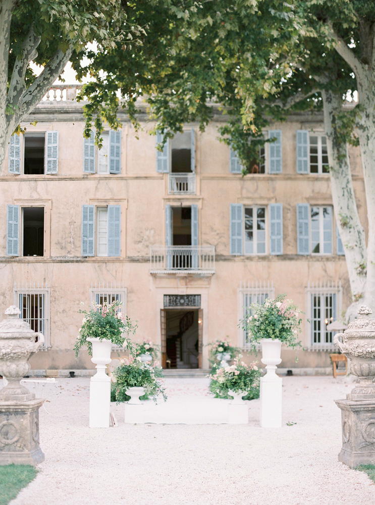 mademoiselle-jules_floral-design_wedding-chateau-robernier_kristen-aaron_27